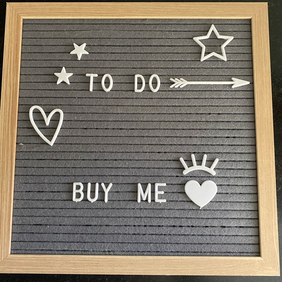 Gray Letter Board - Picture 1 of 3